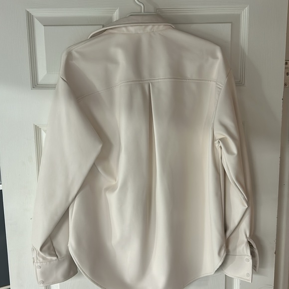 The Drop jacket - Picture 3 of 3